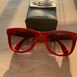 Rayban wayfarer Folding sunglasses